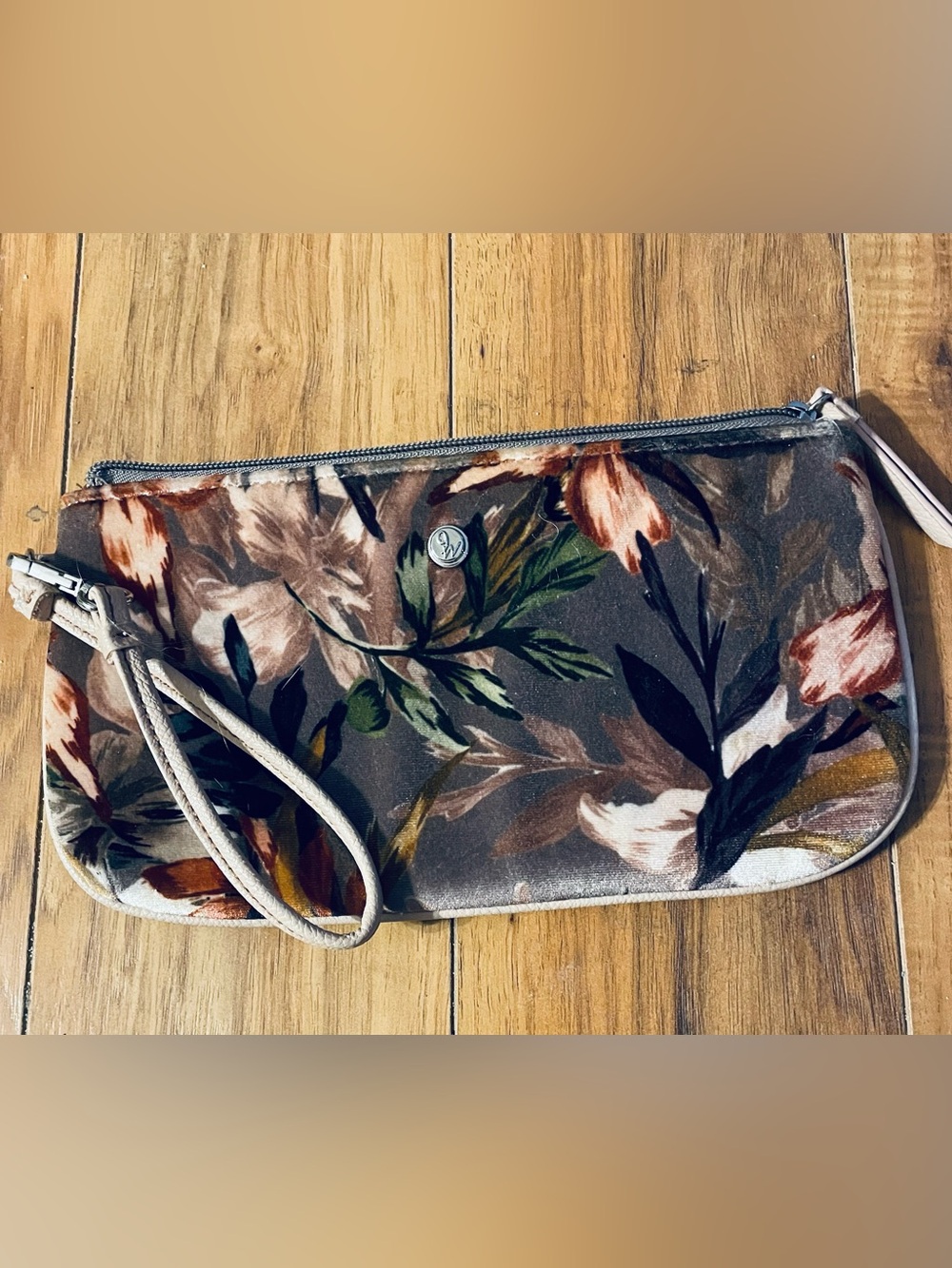 Nine West Velvet Floral Wristlet. Like new.